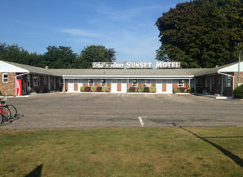 Phil And Anns Sunset Motel Charlestown Exterior photo